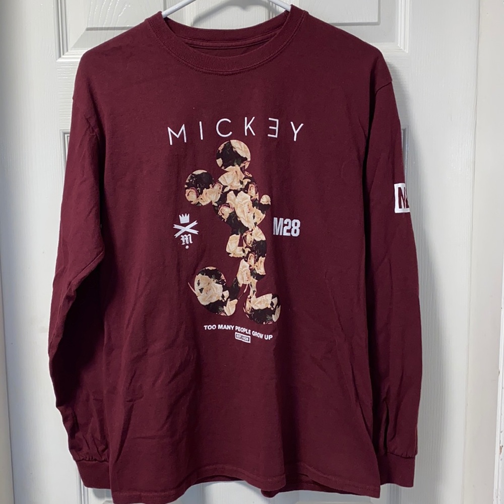 Disney Mickey “NEFF” Graphic Tshirt - size M